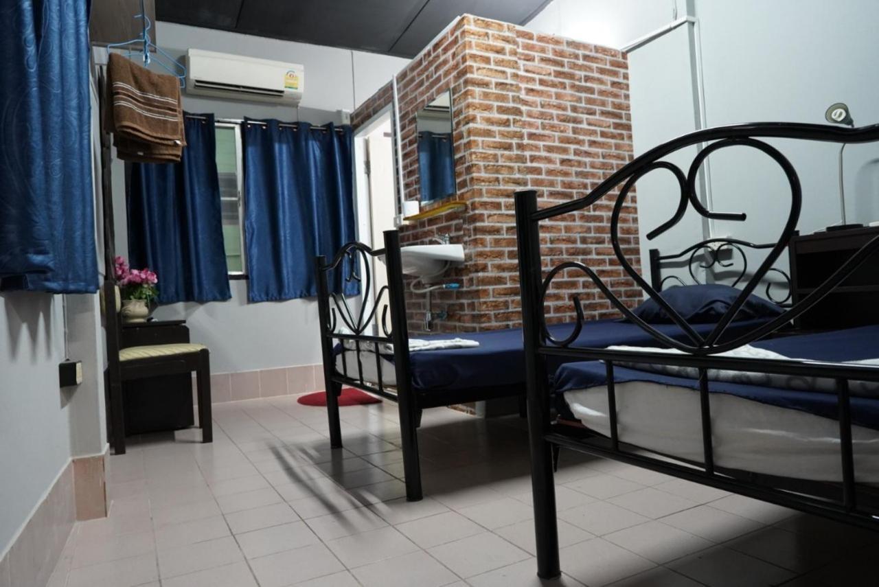 Norch'S Hostel Бангкок Экстерьер фото